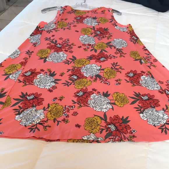 Peach dress size M - Picture 6 of 6